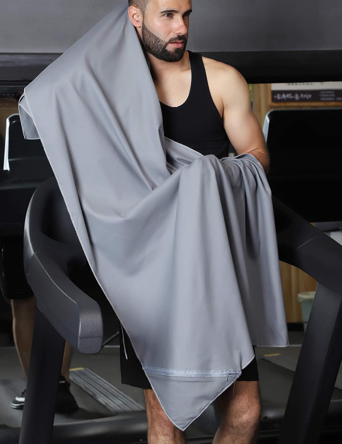 Microfiber Towel Perfect Travel & Gym & Camping Towel. Quick Dry - Super Absorbent - Ultra Compact - Lightweight. Suitable for Trip, Beach, Shower, Backpacking, Pool